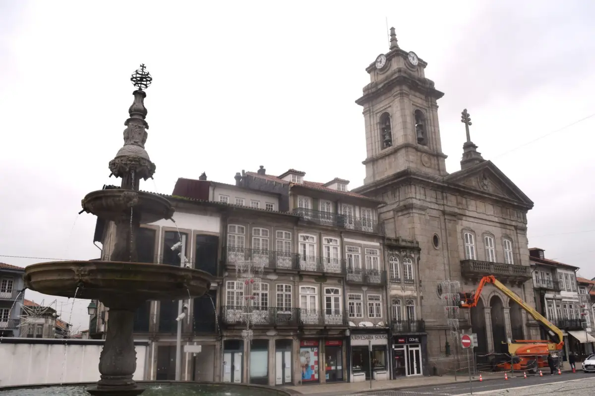 Mostrador do lado sul estava há anos emperrado nas 10.50 horas