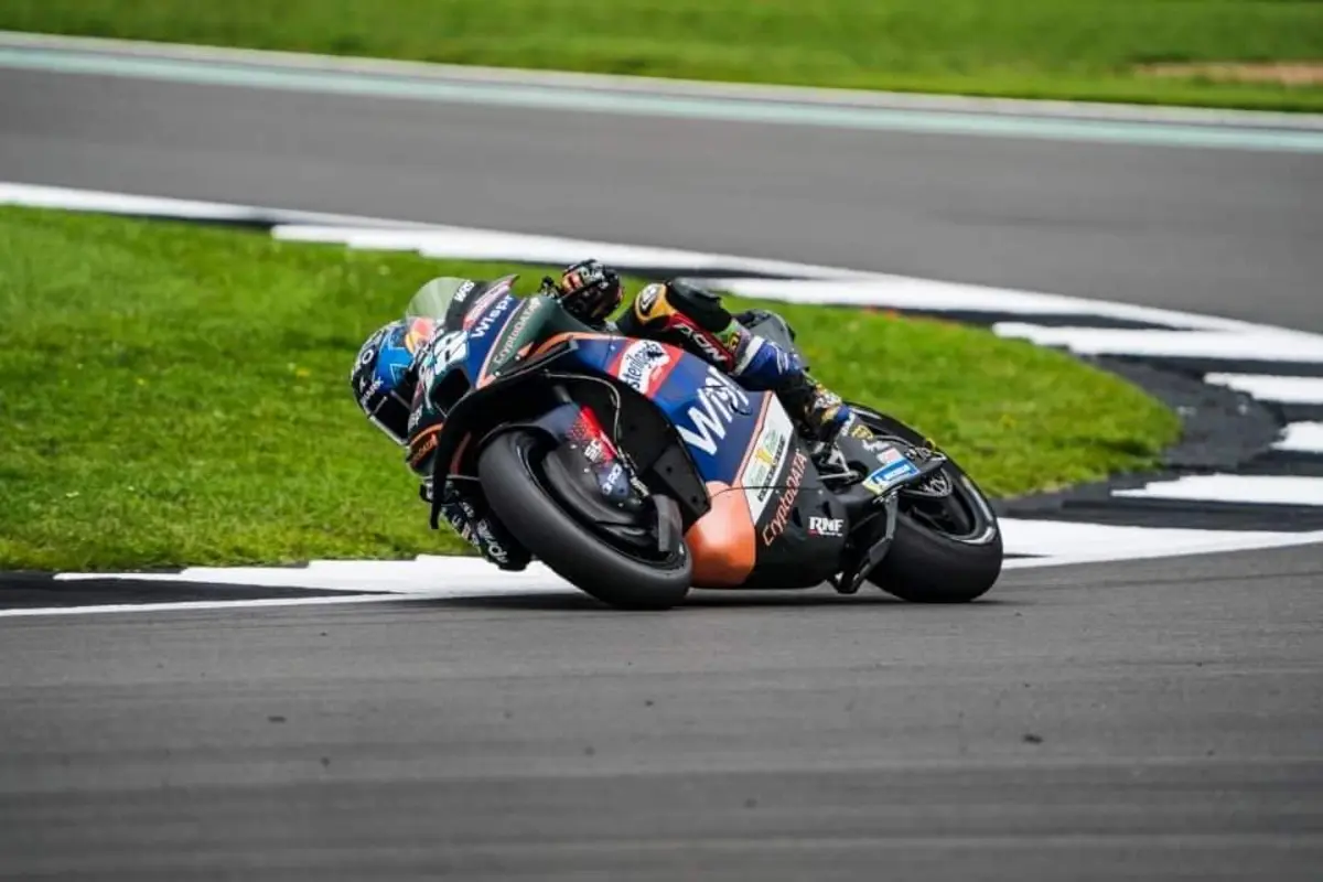 Miguel Oliveira recuperou seis posições na corrida Sprint