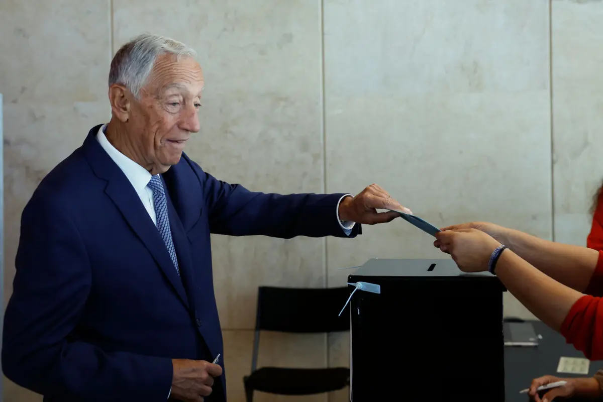 Marcelo Rebelo de Sousa votou antecipadamente em Faro