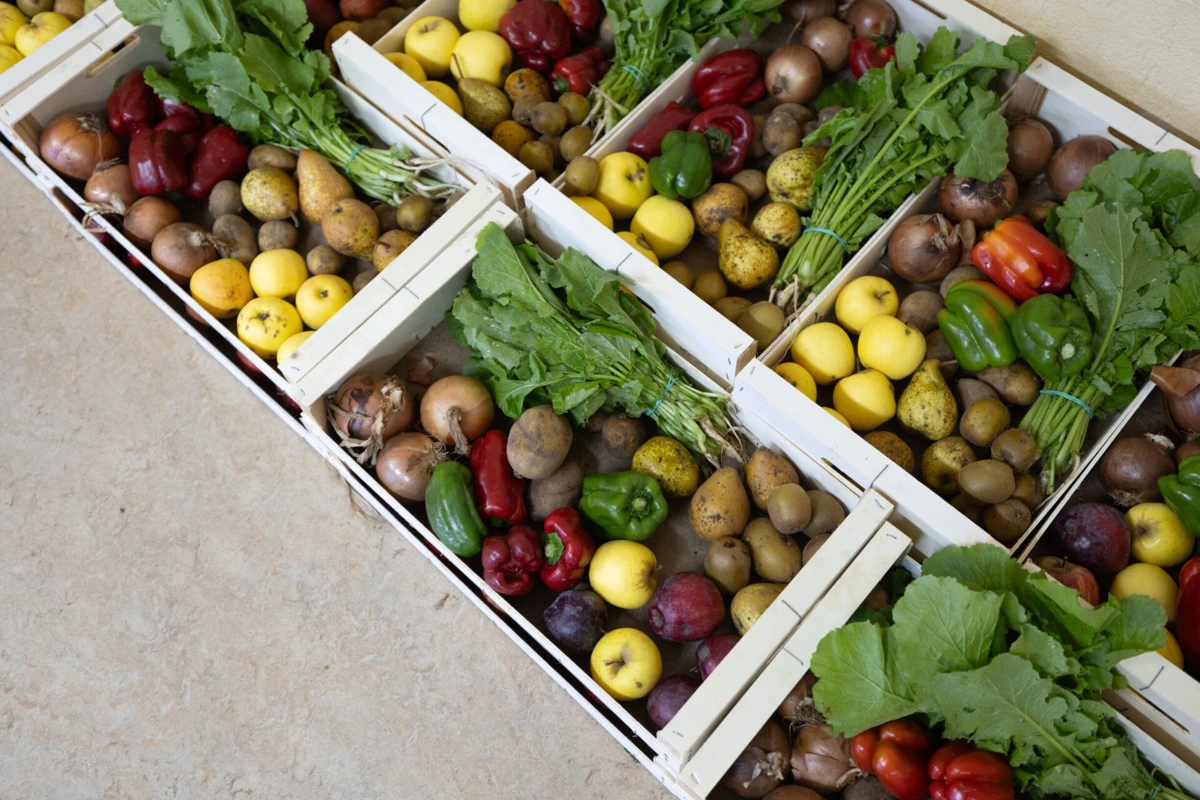 Há variedade todas as semanas, de acordo com os produtos da época vendidos pelos agricultores