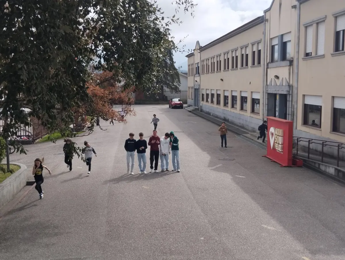 Escola Básica e Secundária José Falcão tem cerca de 700 alunos