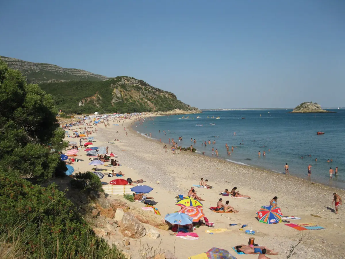 Também foi mantido o condicionamento às praias de Albarquel, Creiro e Portinho da Arrábida