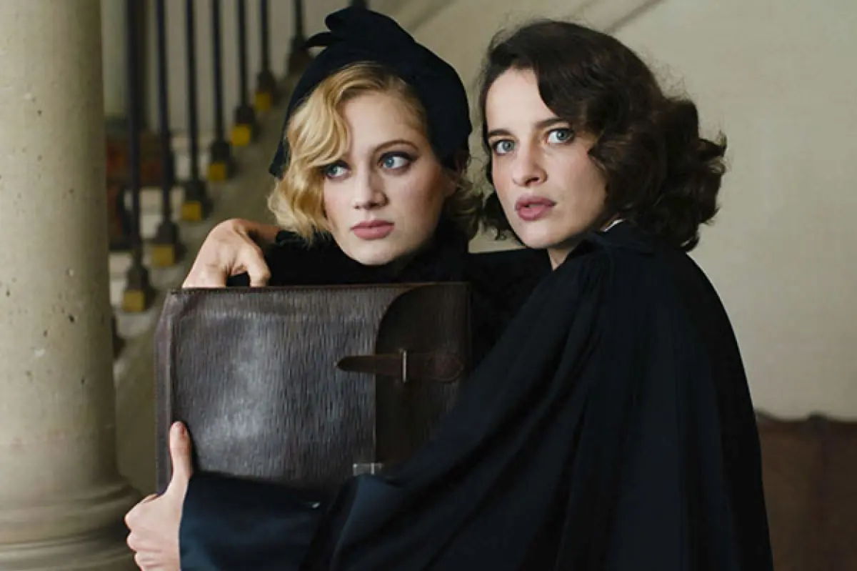 “O crime é meu”: trama ancorada em diálogos certeiros.