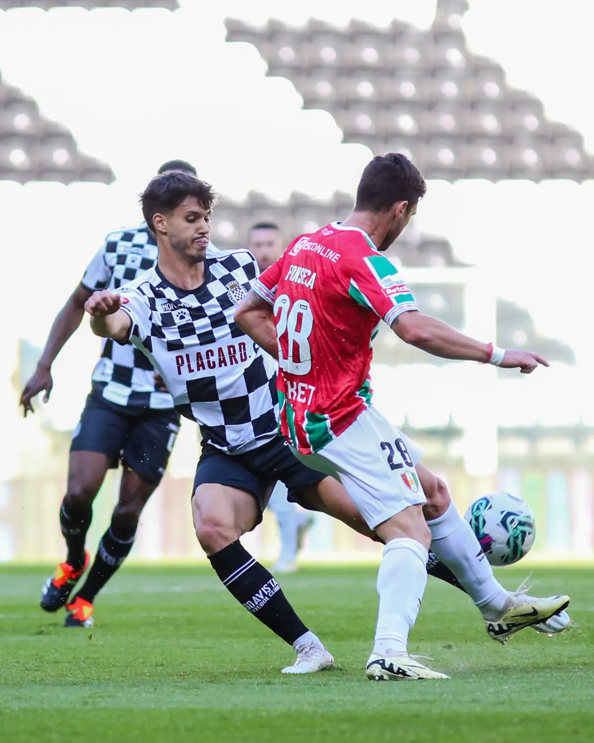 Boavista empatou no Bessa, com o Estrela da Amadora