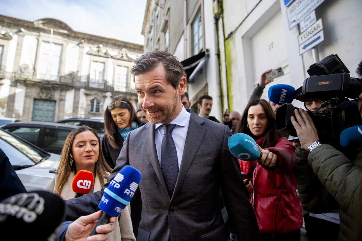 André Villas-Boas diz que nunca pediu a sócios do F. C. Porto para votarem com cartões que não eram deles