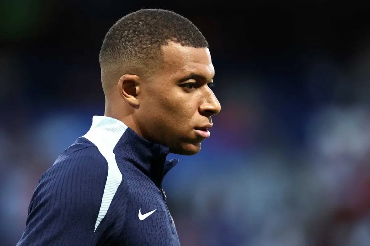 Imagem de contexto do artigo Comportamento de Mbappé criticado em França