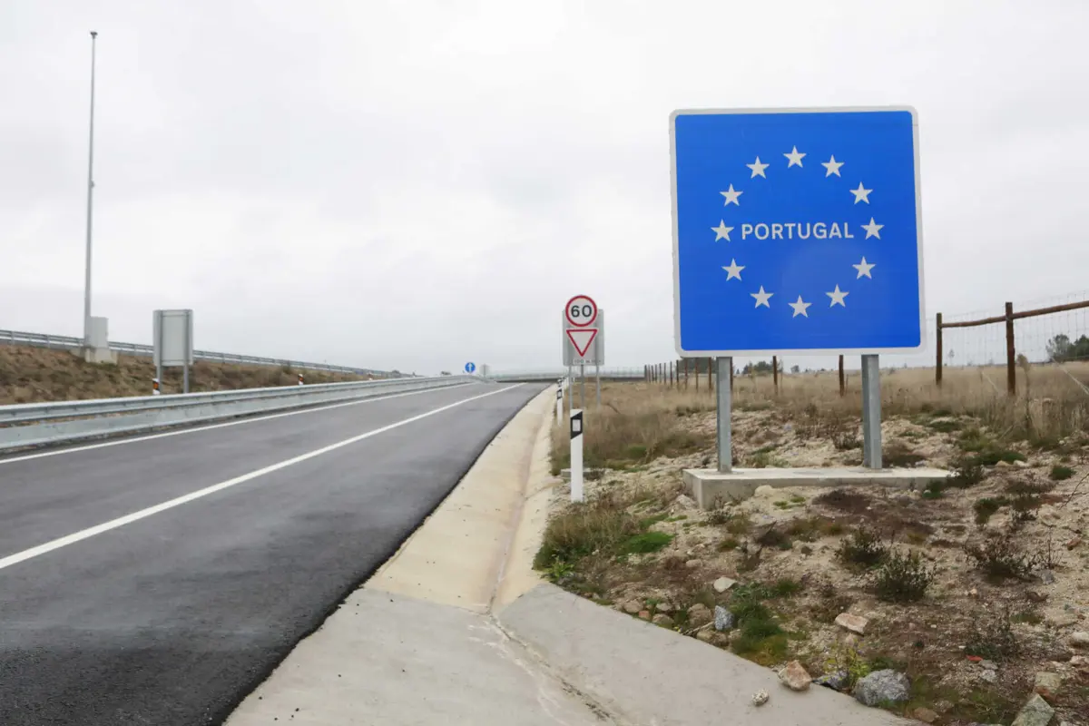 O estatuto do trabalhador transfronteiriço foi acordado, pela primeira vez, na Cimeira Ibérica de 10 de outubro de 2020, na Guarda