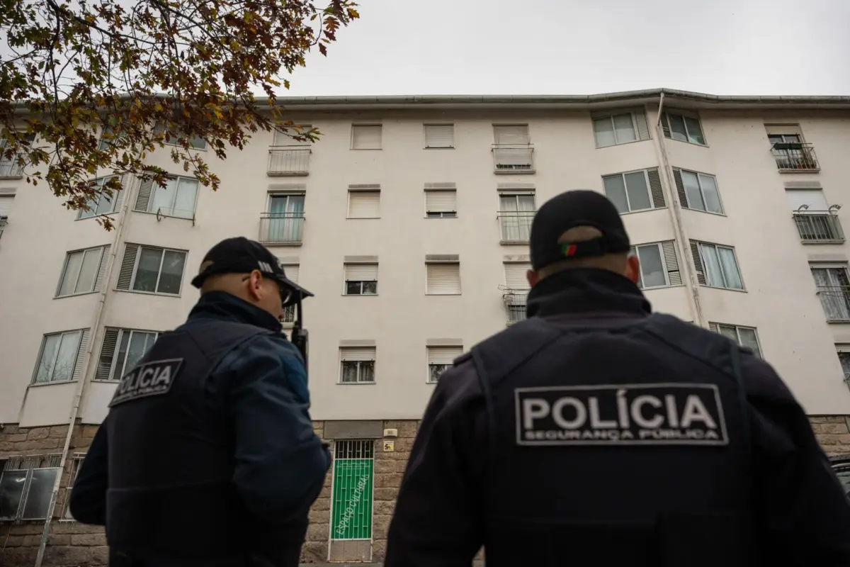 O objetivo da operação é a apreensão de armas proibidas