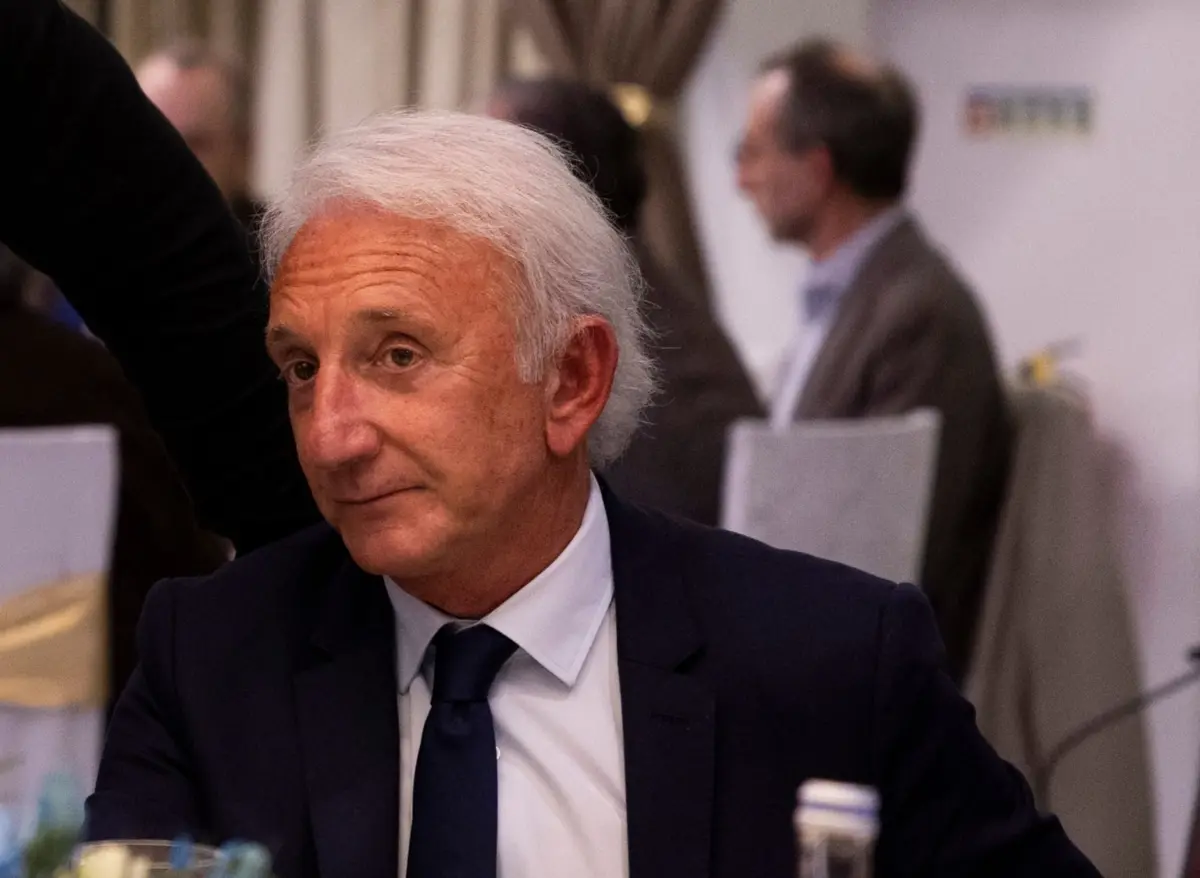 Médico destaca "história política" de Luís Marques Mendes