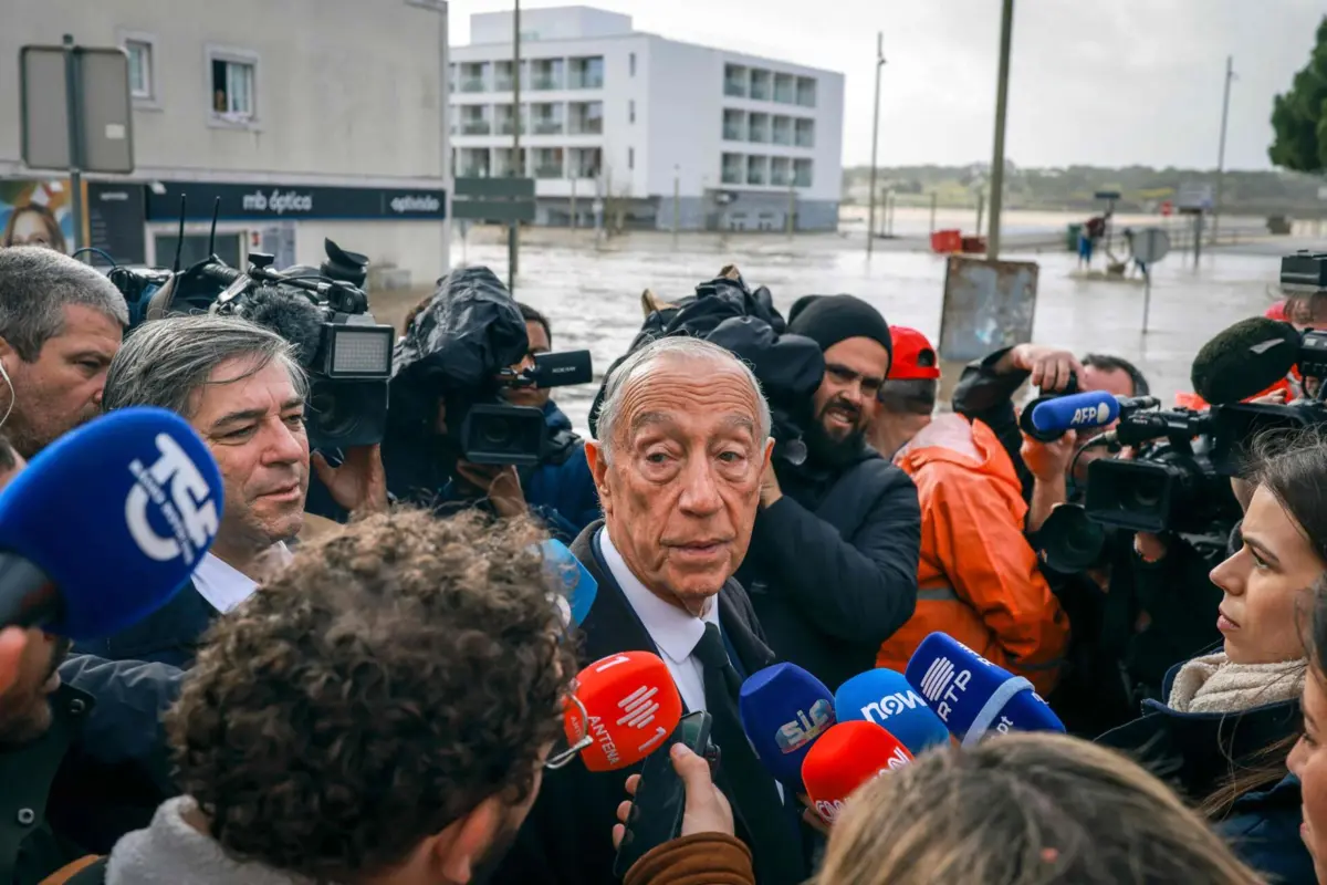 Marcelo Rebelo de Sousa falava aos jornalistas em Alcácer do Sal