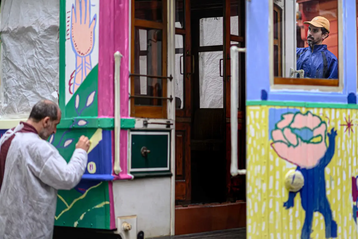 Elétrico vai circular entre 1 de dezembro e 6 de janeiro