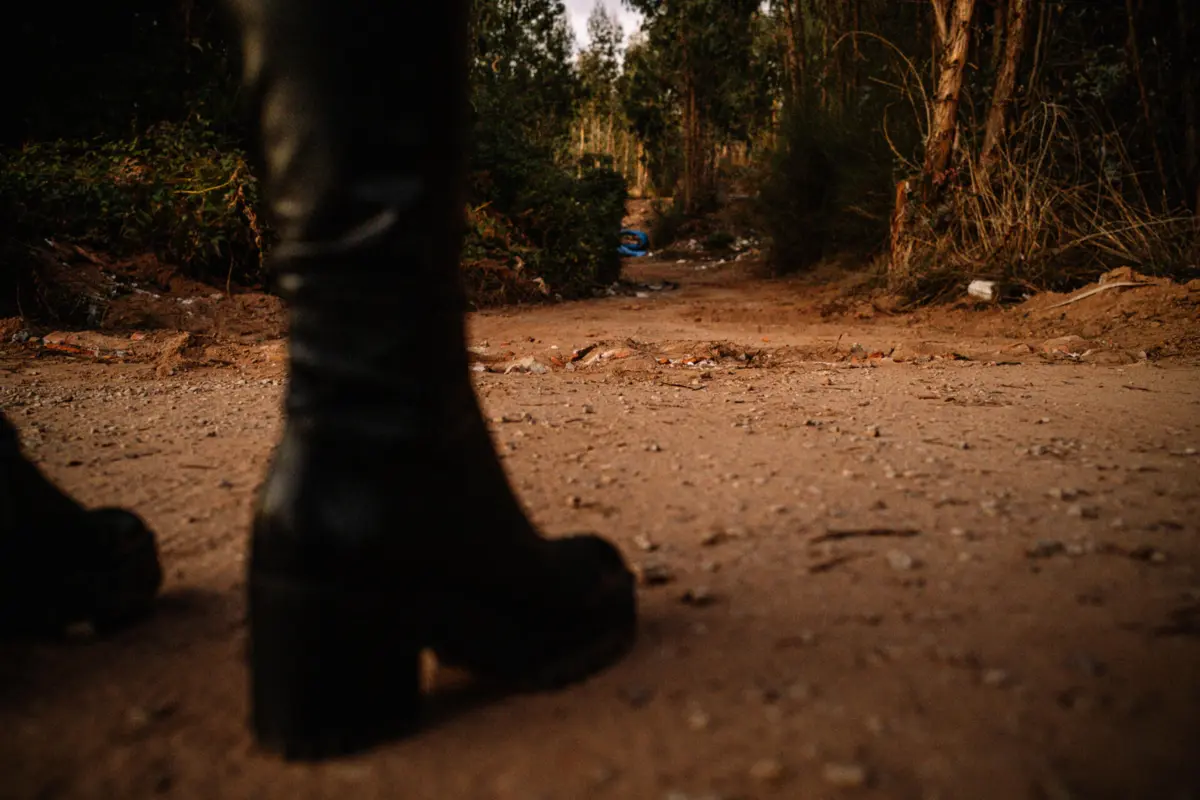 Mulheres foram informadas da vontade municipal em acabar com a prostituição na zona