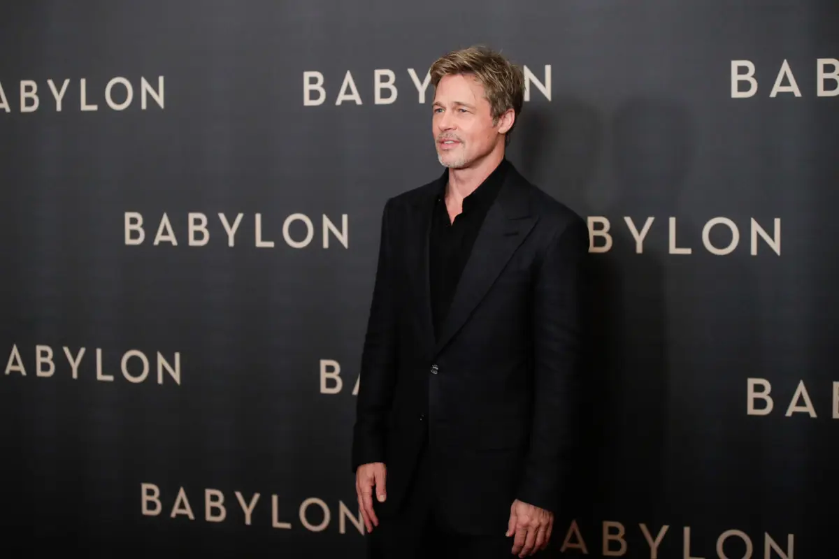 Brad Pitt e Angelina Jolie firmaram o acordo do divórcio