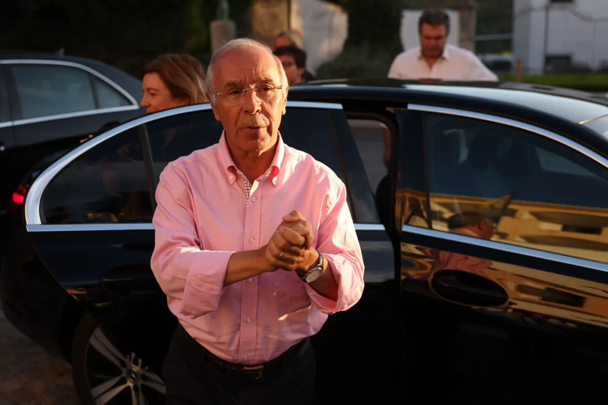 Marques Mendes é candidato à Presidência da República