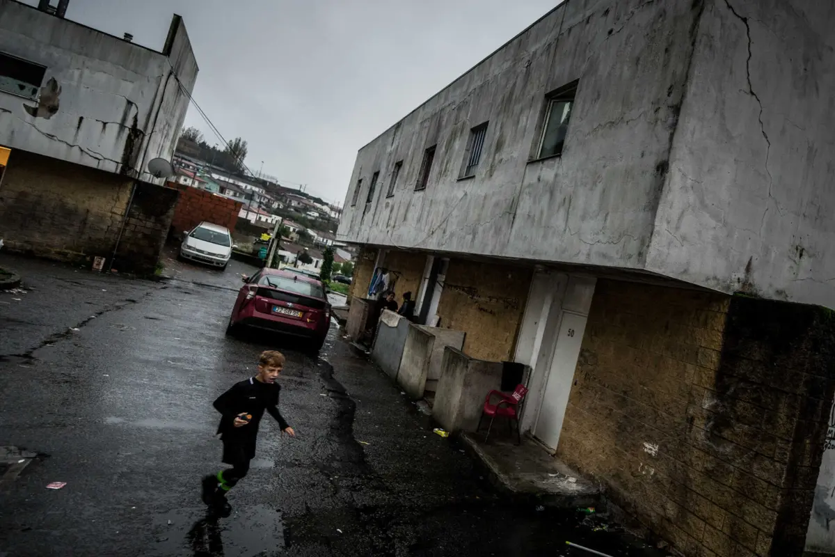 Casas em maior risco de segurança serão demolidas ainda este ano