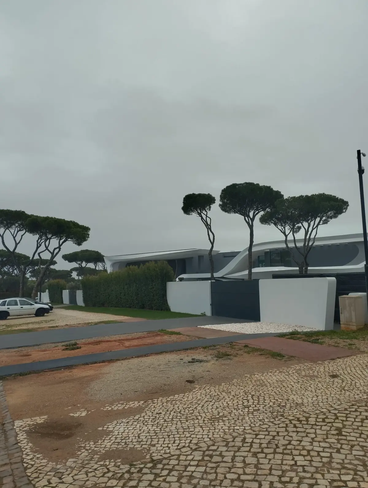 Moradia onde ocorreu o assalto