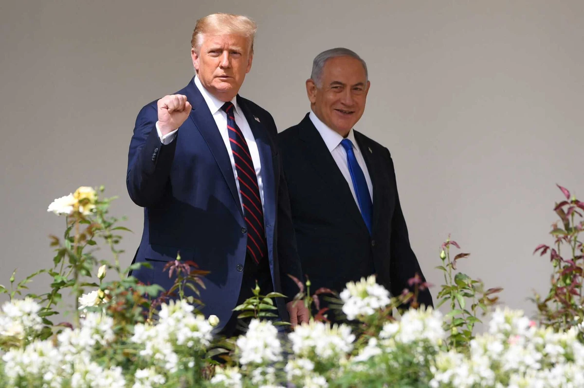 O primeiro-ministro israelita, Benjamin Netanyahu, e o presidente eleito dos Estados Unidos, Donald Trump