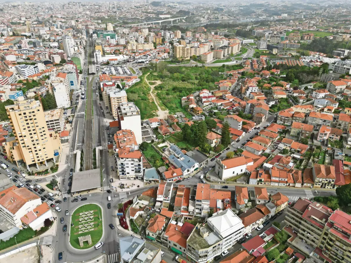 João Paulo Correia pede ligação à estação de metro de Santo Ovídio, em Gaia