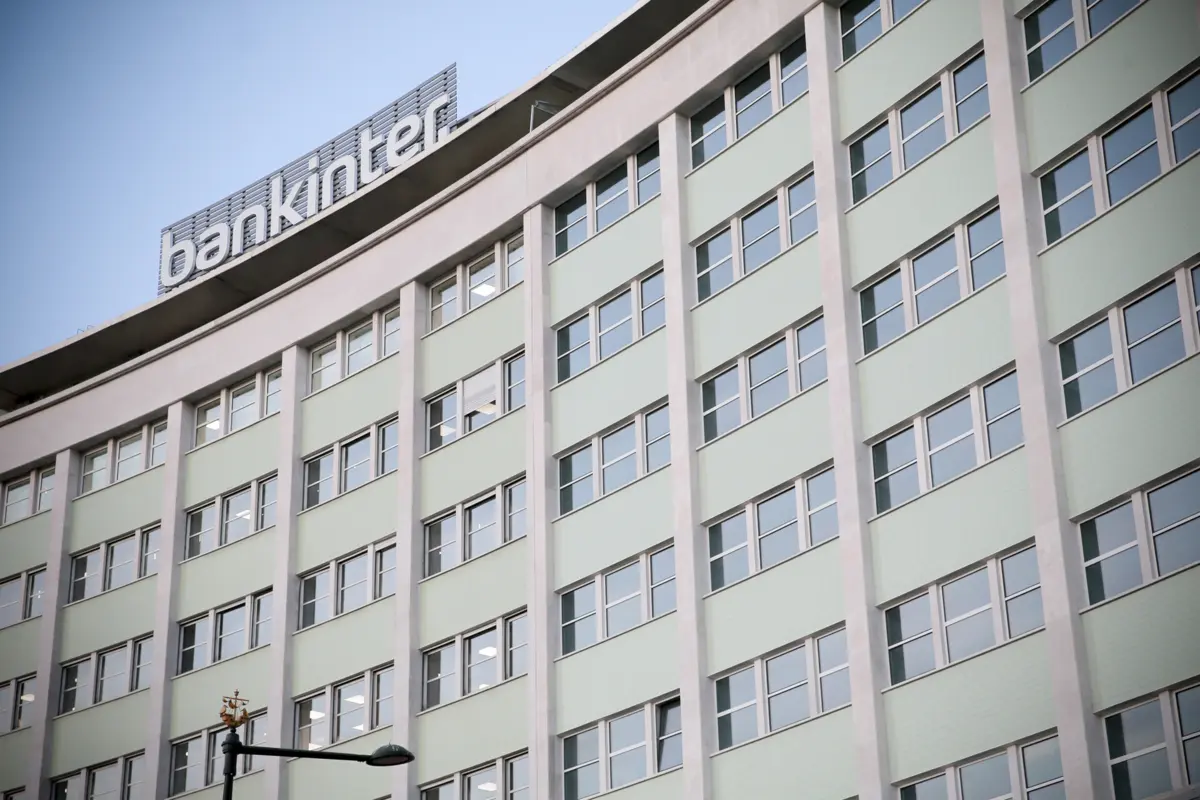 Imagem de contexto do artigo Bankinter com lucros recorde de 845 milhões de euros em 2023