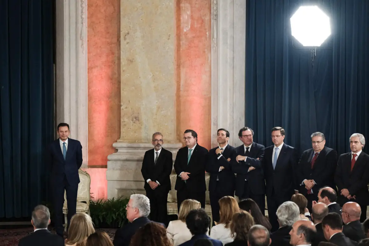 Luís Montenegro tomou posse na quinta-feira