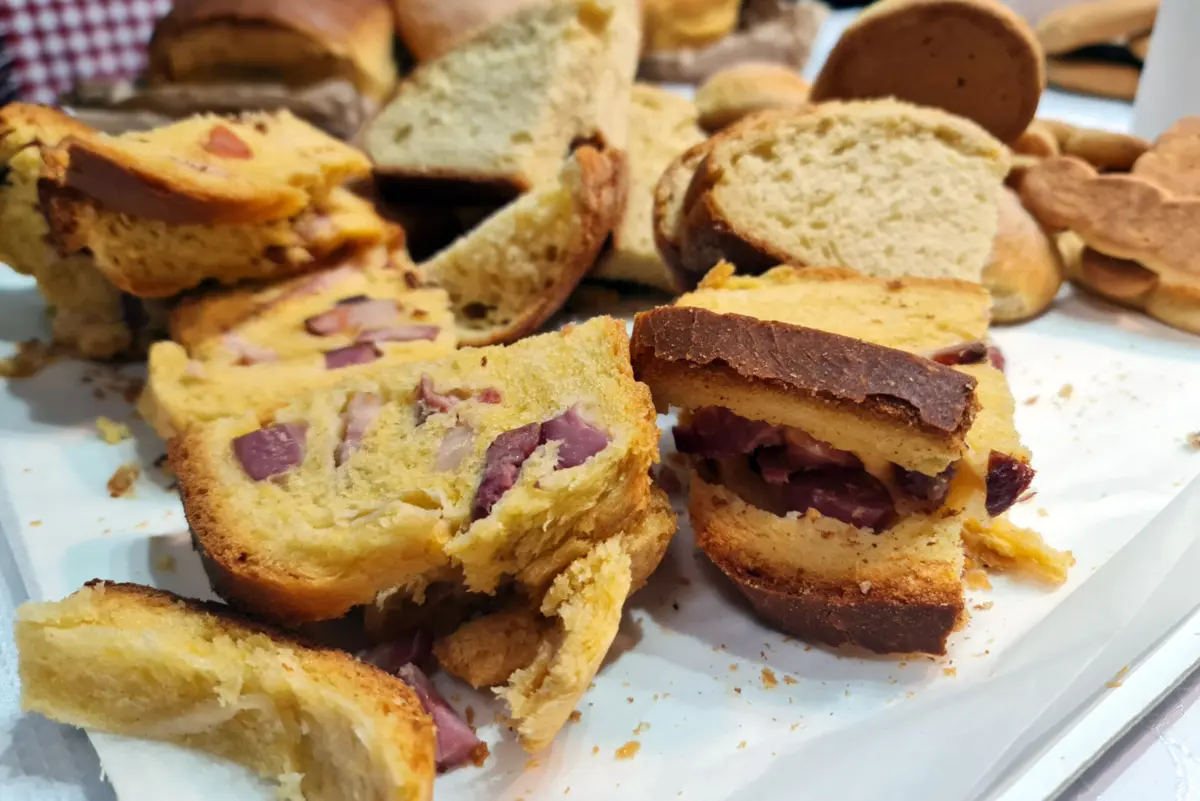 Na Feira do Folar de Carrazeda de Ansiães vão estar presentes 40 produtores, dos quais 12 são de folar