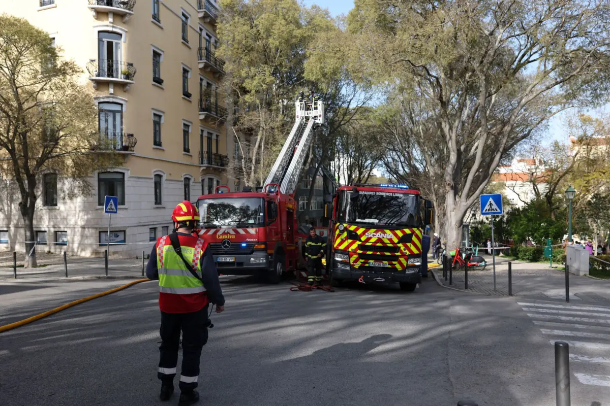 Quando corporações foram colocadas em alerta já havia luz em algumas zonas do país