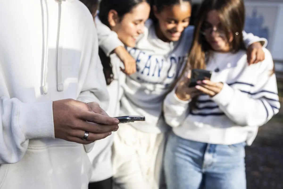 Os smartphones vão ser proibidos até ao 6.º ano de escolaridade