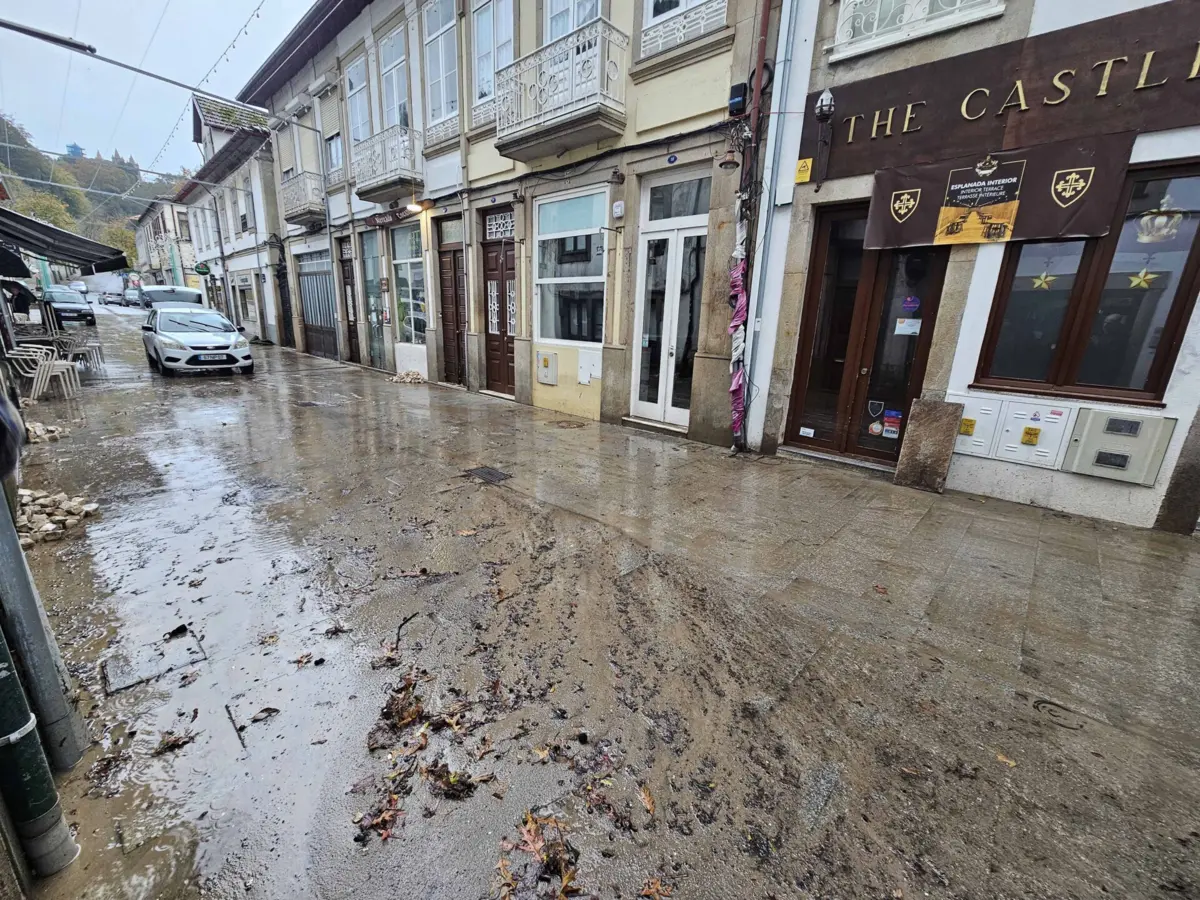 Imagem de contexto do artigo Chuva intensa provoca inundações em Santa Maria da Feira