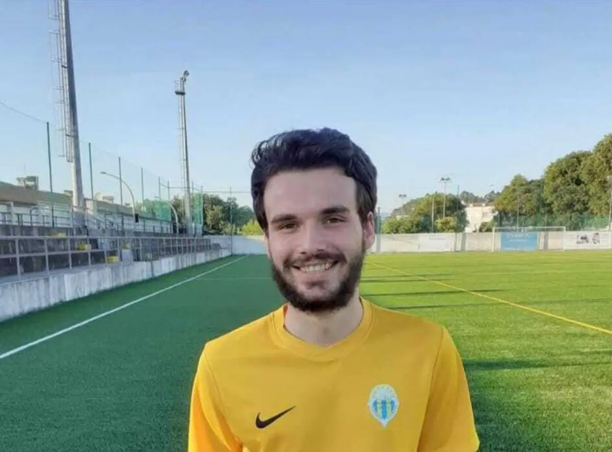 O jovem jogou no Real e no Dume