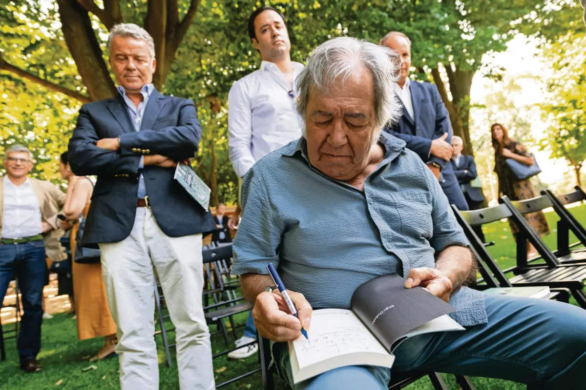 Sérgio Godinho, que lançará no Porto o novo romance "Como se não houvesse amanhã", vai celebrar 80 anos em plena Feira do Livro, no dia 31 de agosto