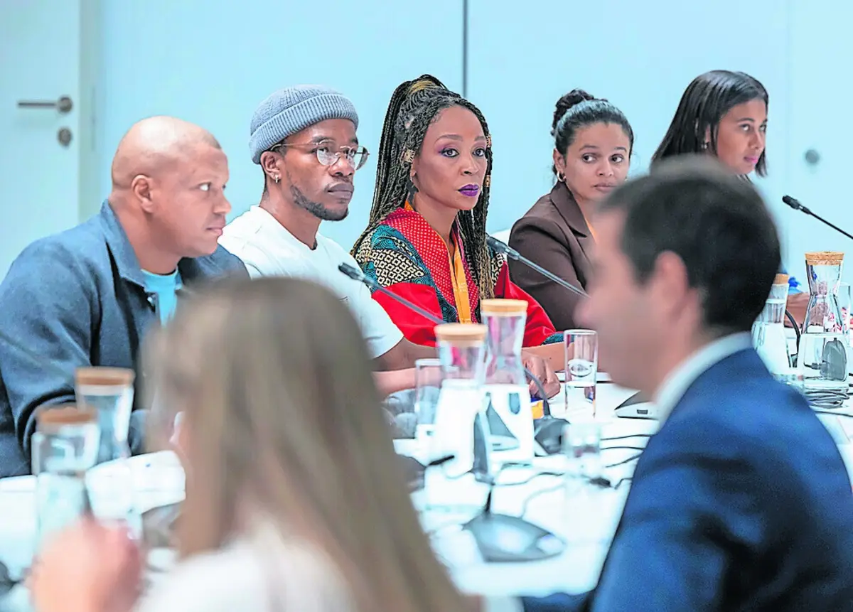 No encontro, estiveram presentes 15 das 17 associações convocadas pelo Governo