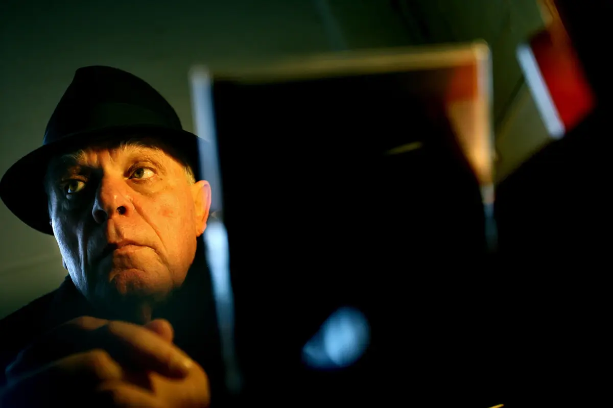 Escritor fotografado em 2008