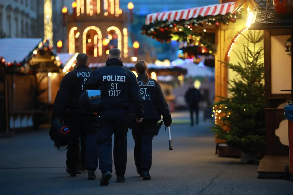 Imagem de contexto do artigo Polícia alemã investiga colisão suspeita de carro contra paragem de autocarro