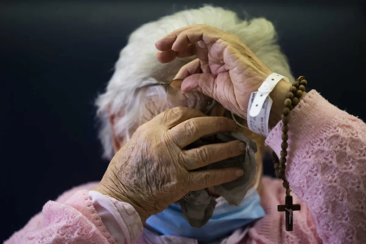 Idosos vivem mais tempo, mas passam muitos anos sem saúde