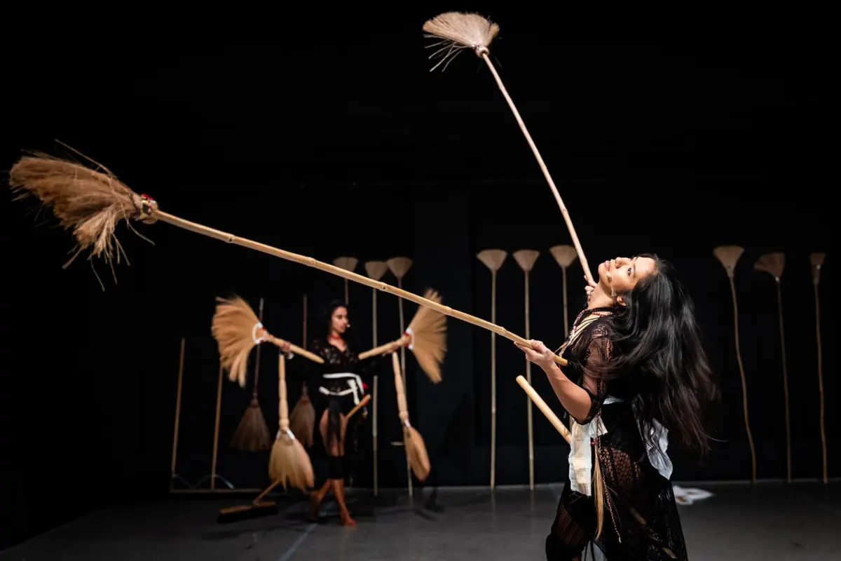 Eisa Jocson & Venuri Perera são as “Magic maids”: para ver no Teatro Campo Alegre, no Porto, sábado e domingo