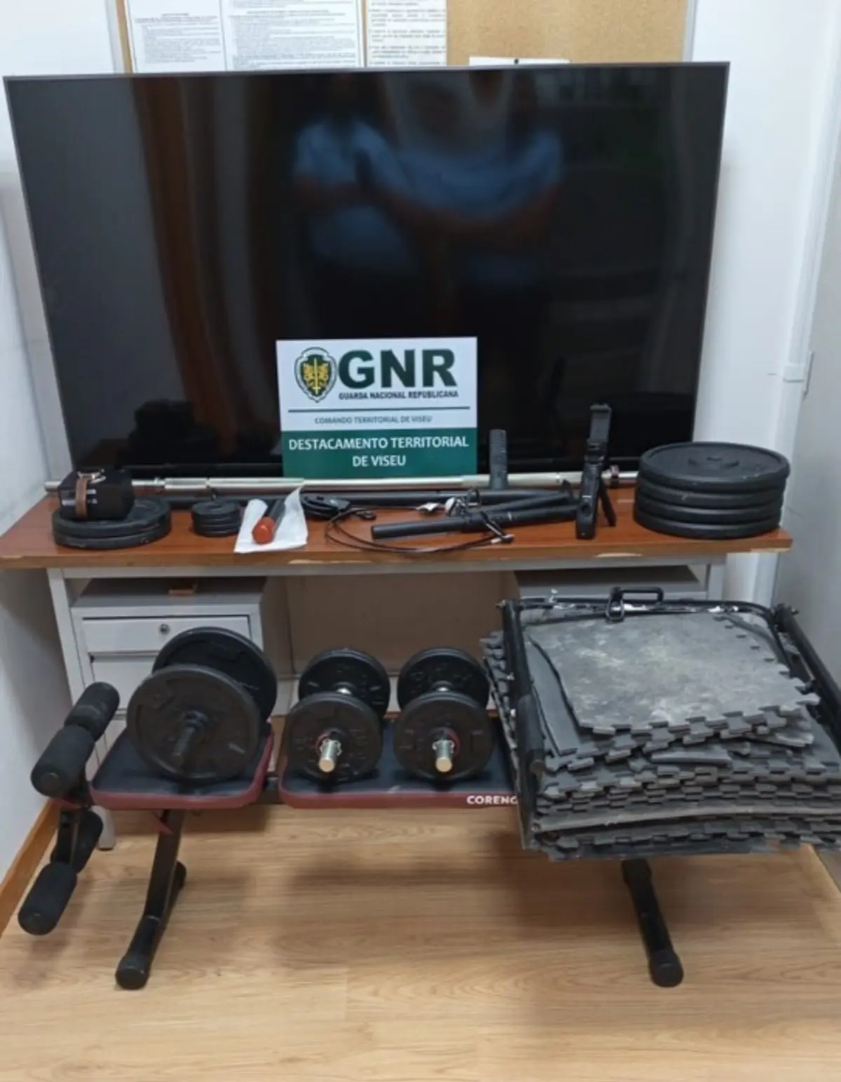 Artigos apreendidos pela GNR