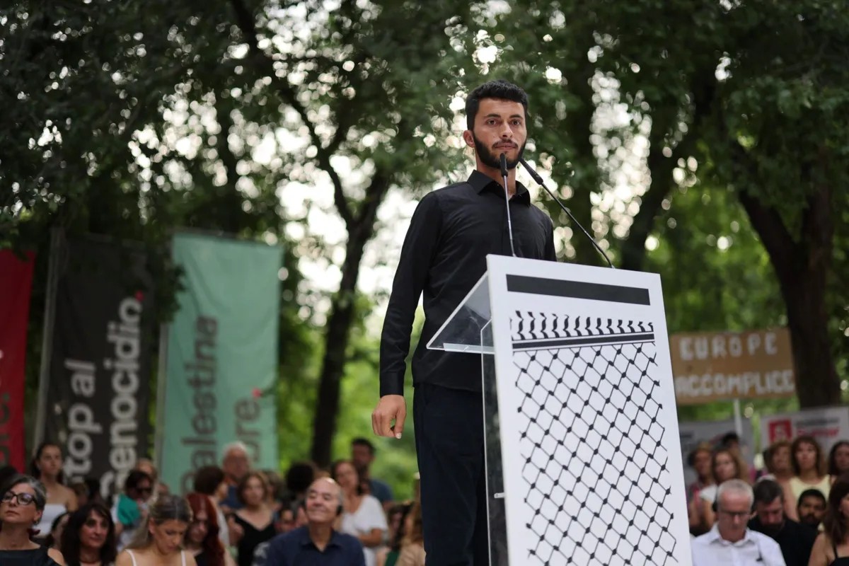 O jornalista e ativista palestino Basel Adra