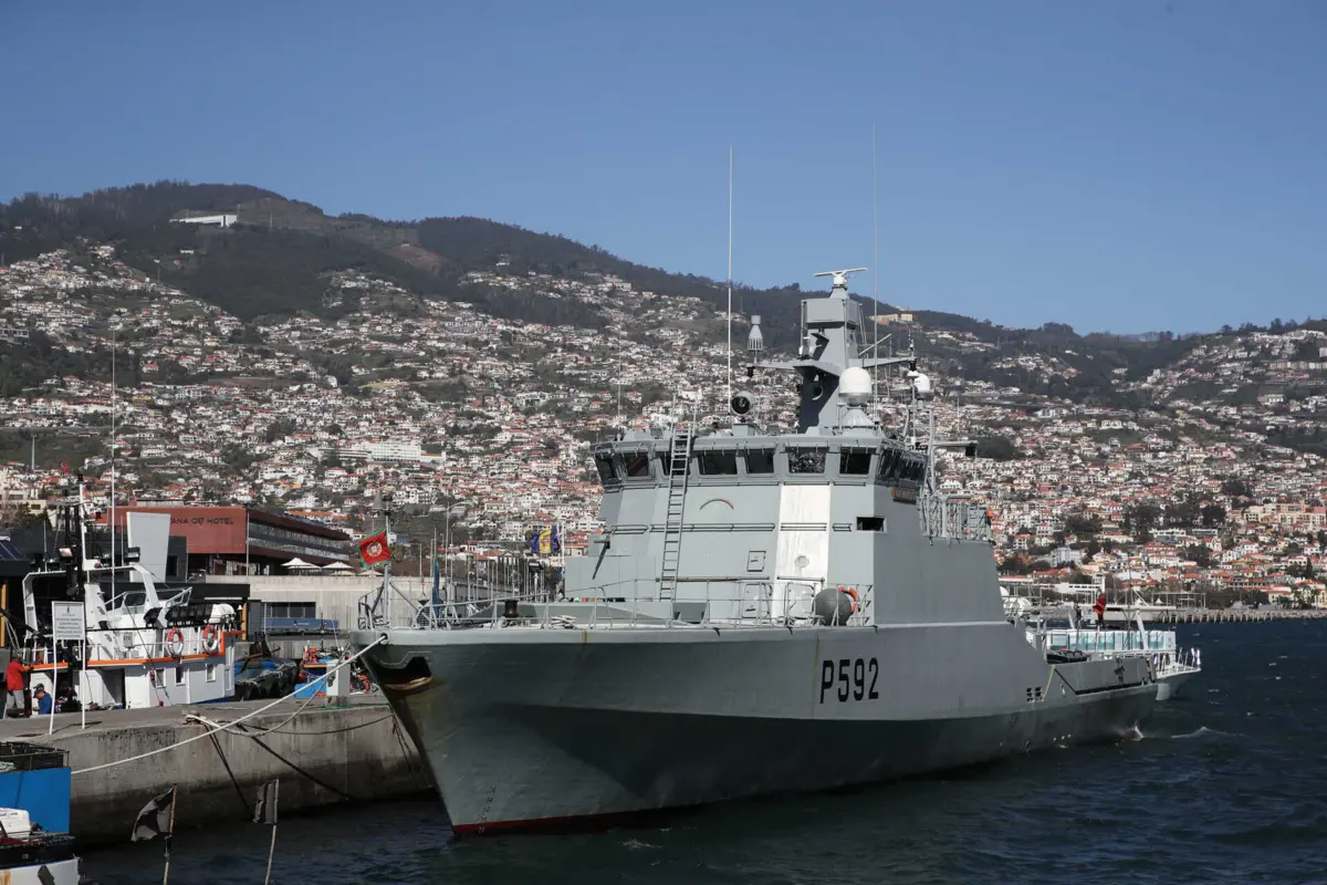 Em 11 de março, o NRP Mondego falhou uma missão de acompanhamento de um navio russo a norte da ilha de Porto Santo, no arquipélago da Madeira