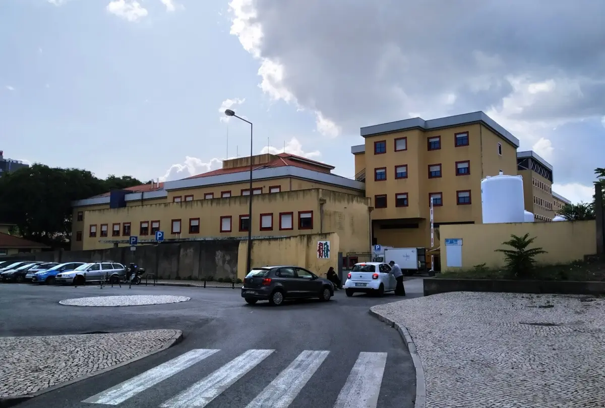 Imagem de contexto do artigo Familiares de doente que morreu agridem enfermeiros e causam distúrbios no Curry Cabral