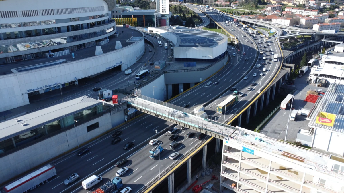 Imagem de contexto do artigo VCI cortada no sentido Arrábida-Freixo