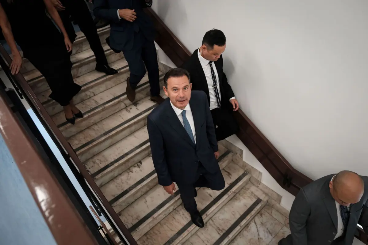 Montenegro diz que o Governo está mais preocupado com as consequências das decisões