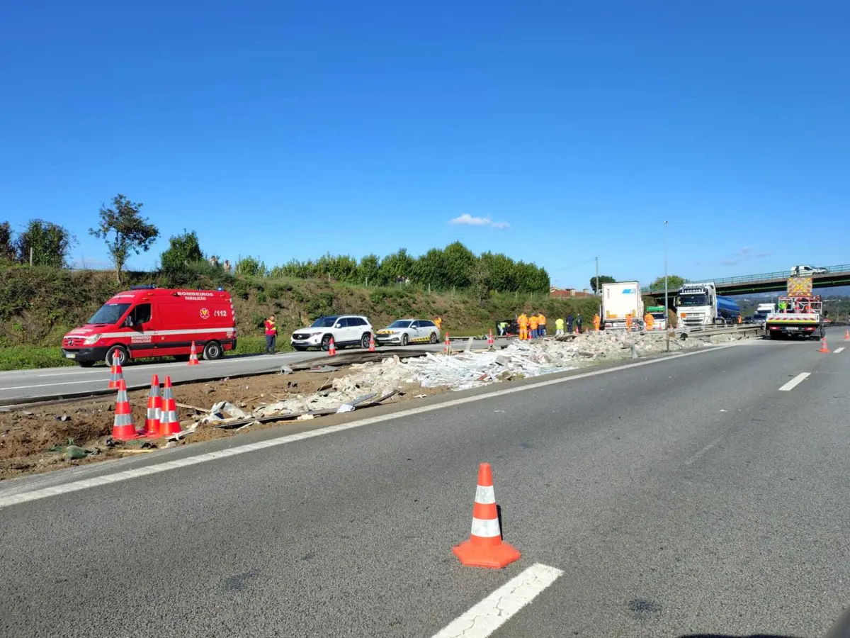Acidente congestionou a autoestrada