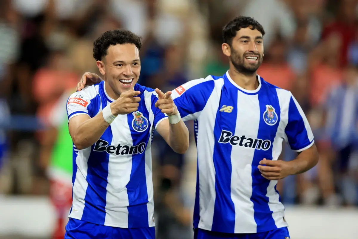 Alan Varela, médio do F. C. Porto