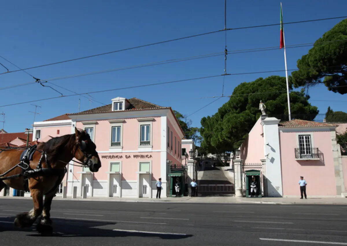 Burlões enviam mensagens em nome de Chefe da Casa Civil da Presidência