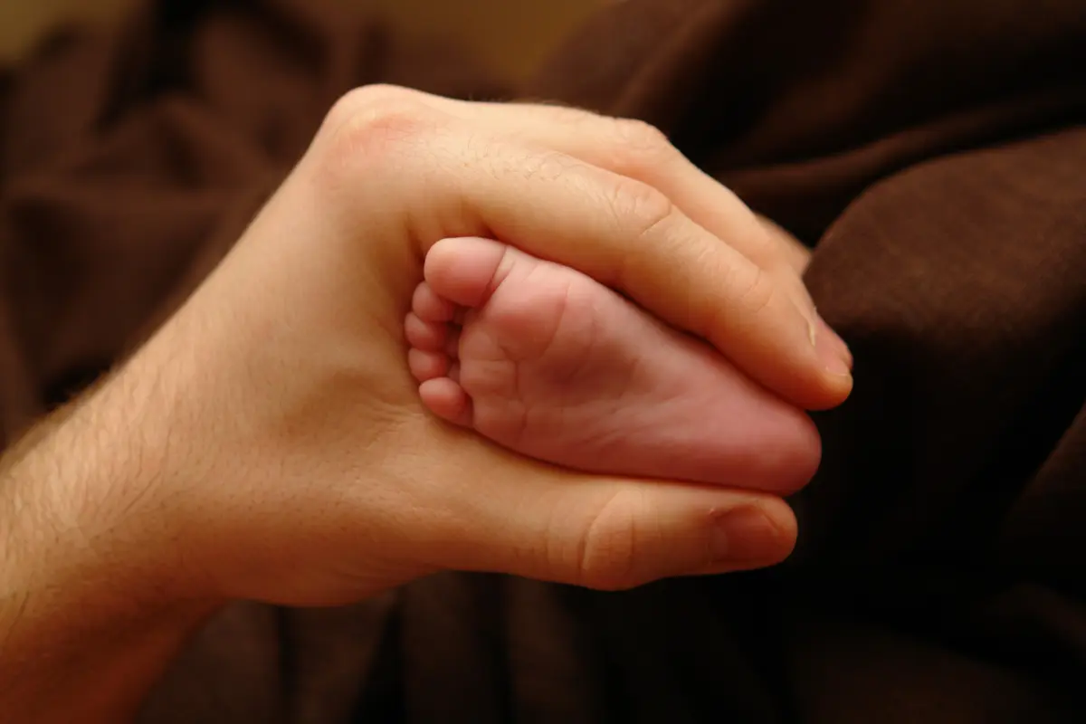 Medida abrange todas as crianças até um ano de idade