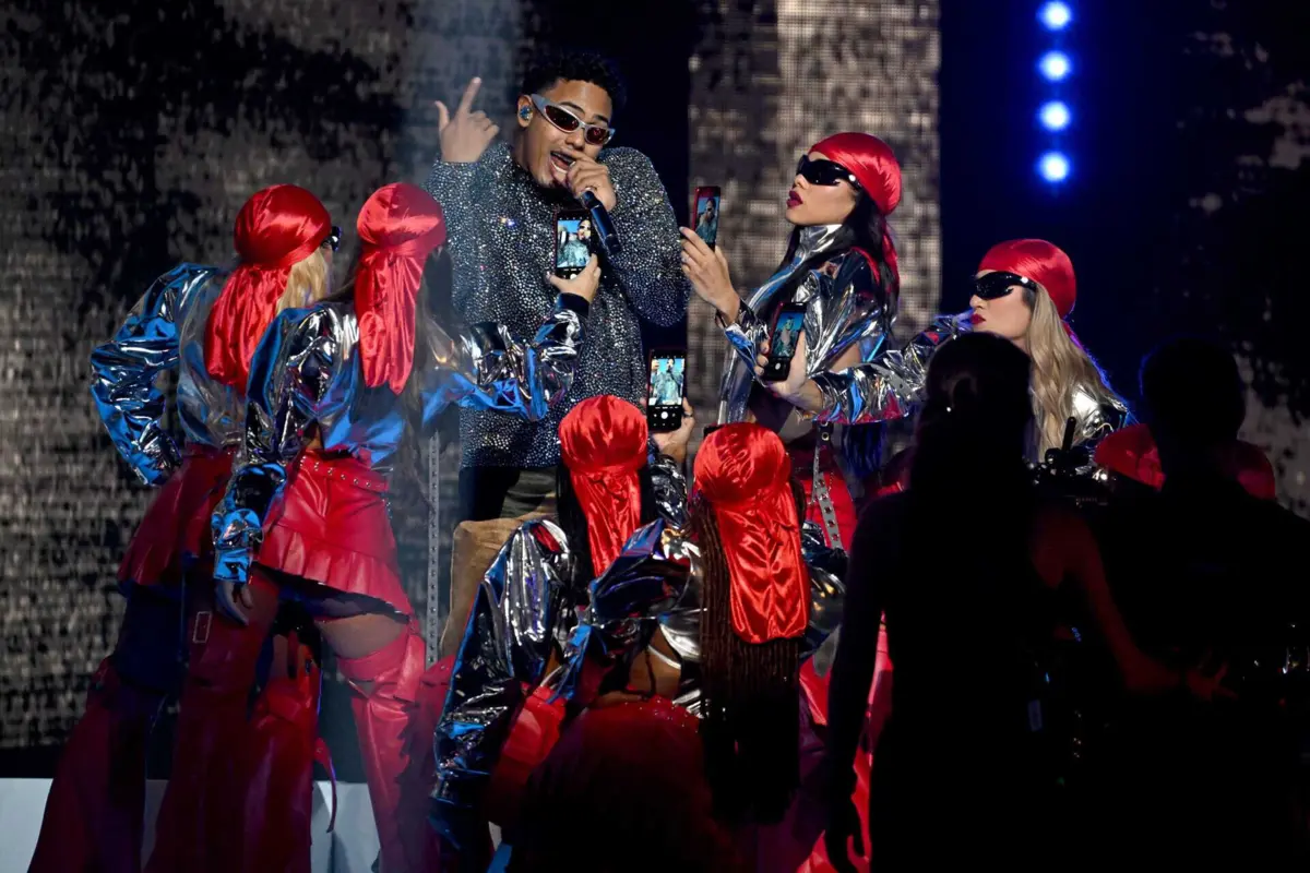 Myke Towers: porto-riquenho de 29 anos é a nova estrela da América Latina