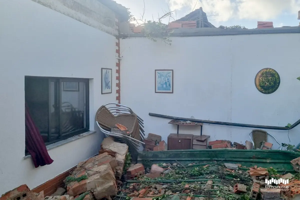 Incidente causou vários estragos