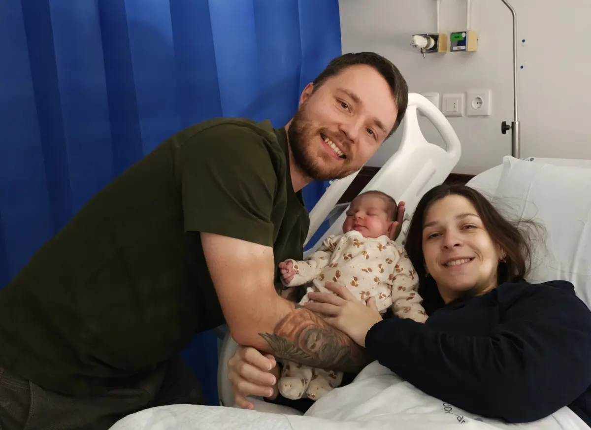 Bebé nasceu de parto natural