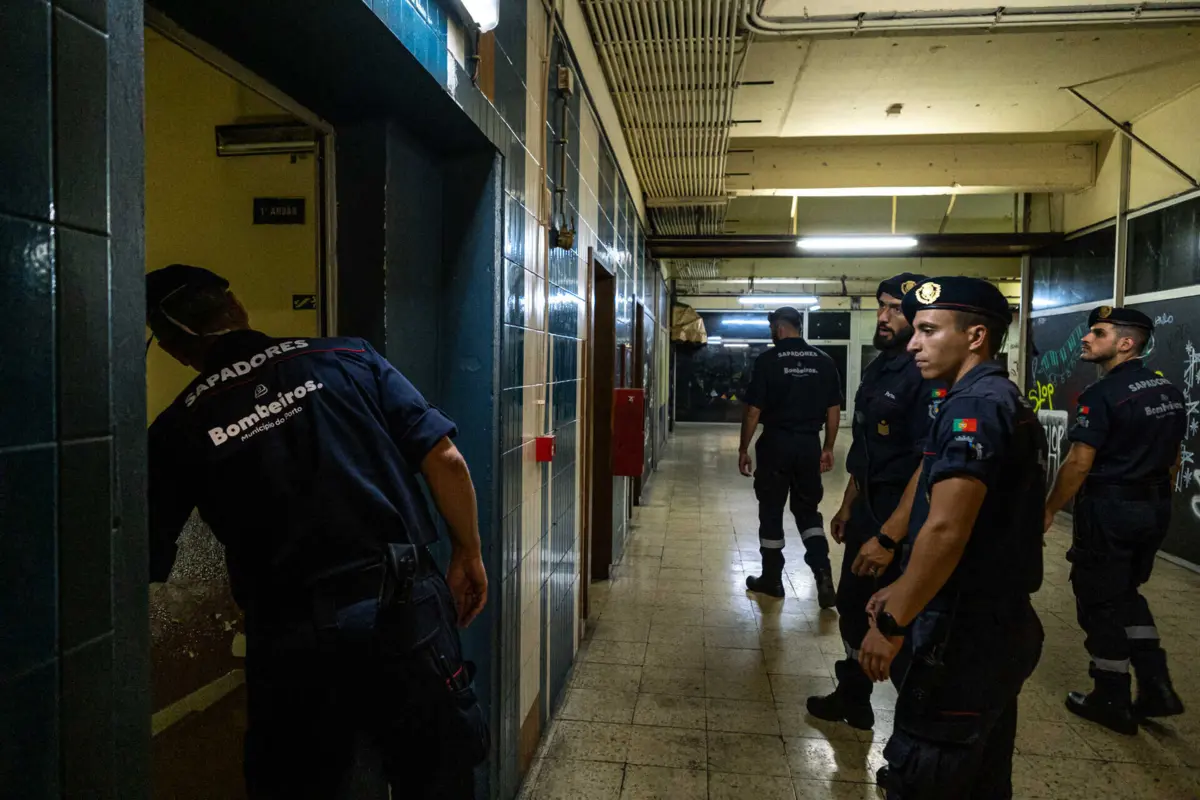 Relatório da Proteção Civil aponta que presença permanente de bombeiros seria insuficiente