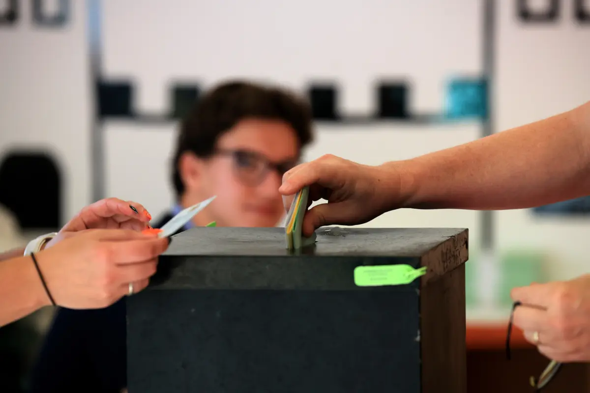 A Comissão Nacional de Eleições (CNE) explicou que as situações serão, conforme determina o calendário, avaliadas a partir de terça-feira